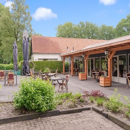 Beautiful Chalet In The Woods With A Shared Pool Vledder Extérieur photo