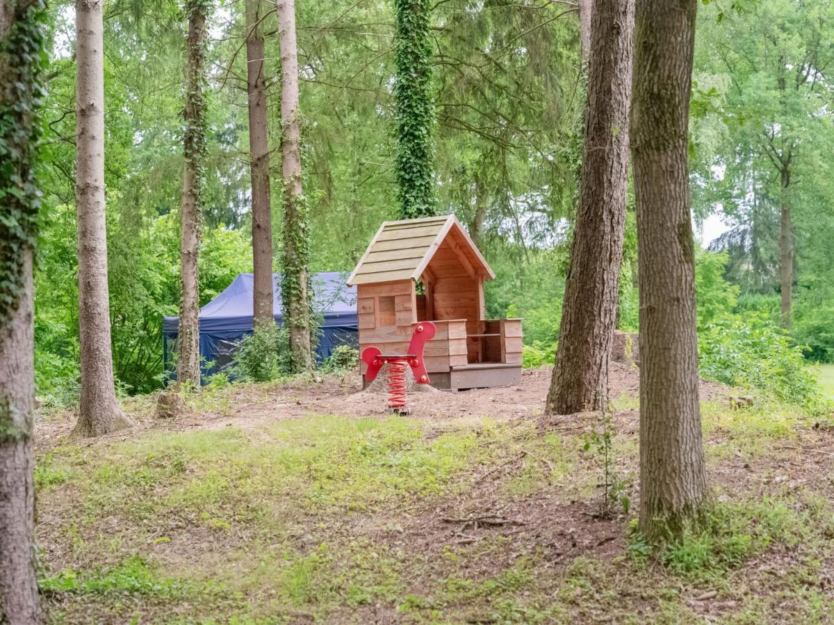Beautiful Chalet In The Woods With A Shared Pool Vledder Extérieur photo